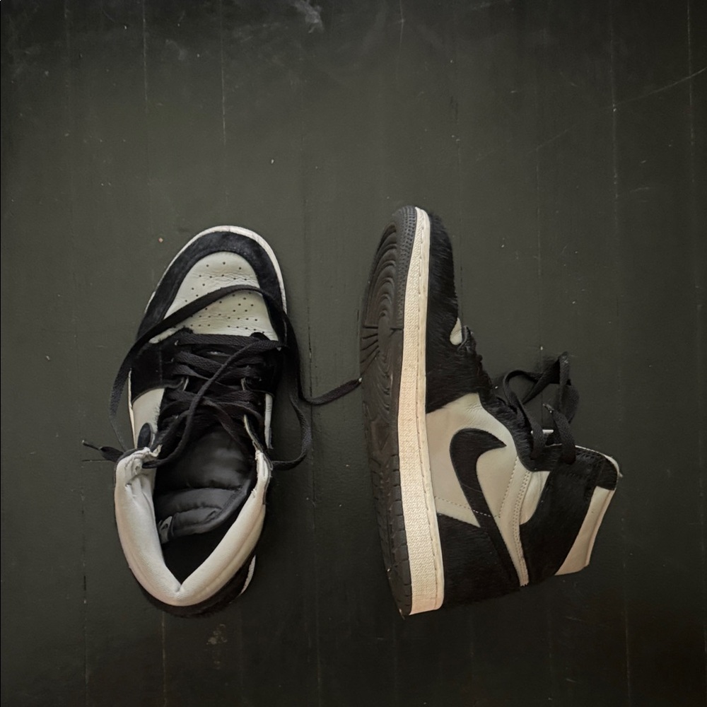 Nike Black and Gray Women's Sneakers